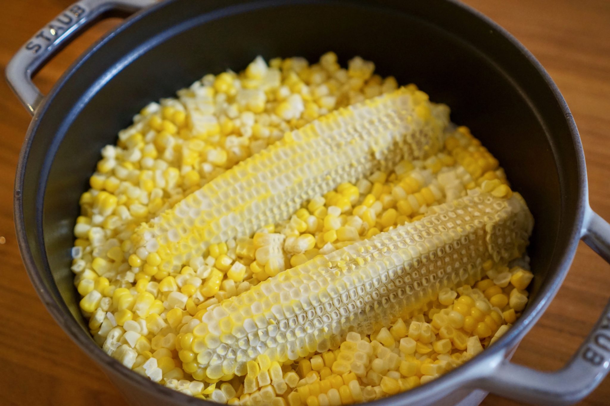 【レシピ】ストウブで作るとうもろこしごはん（＆残ったご飯でアレンジレシピ） | ゆるりと発酵暮らし